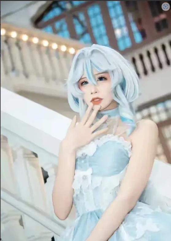 网红女cos被爆料视频,揭秘幕后真相与争议 第2张 网红女cos被爆料视频,揭秘幕后真相与争议 第2张